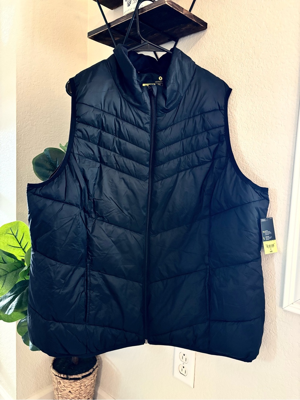 Women’s Black Quilted Puffer Vest